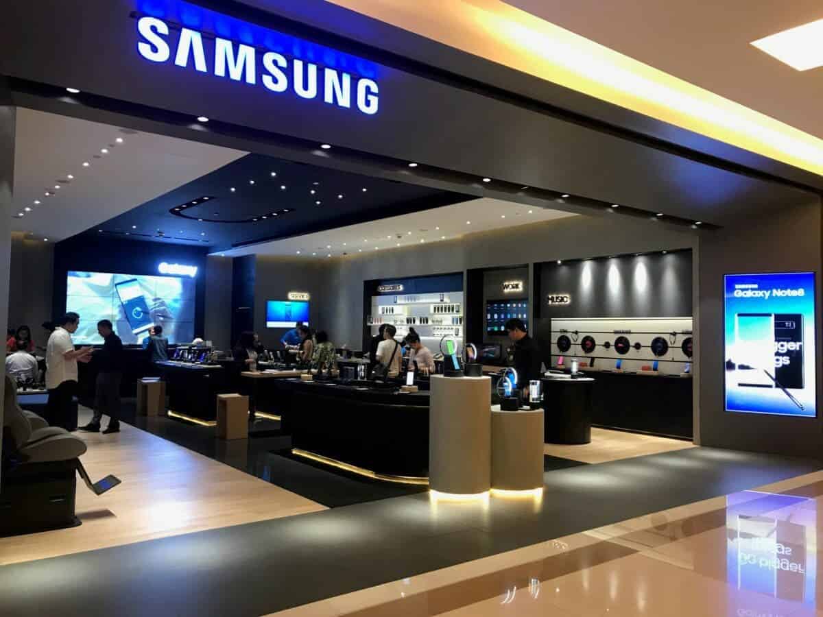 Samsung Regains Top Spot in the Smartphone Market
