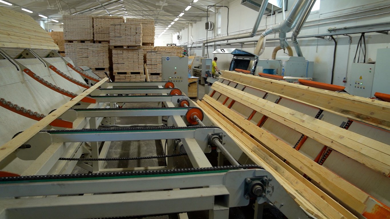 Industrial production slightly up in Latvia
