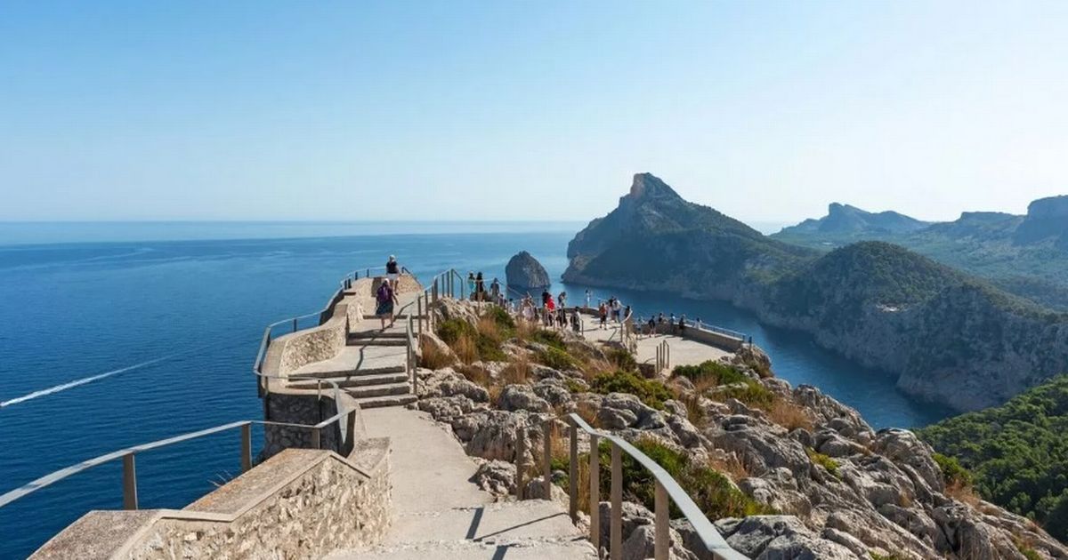 Majorca in fresh crackdown on UK tourists due to 'unacceptable' impact on locals