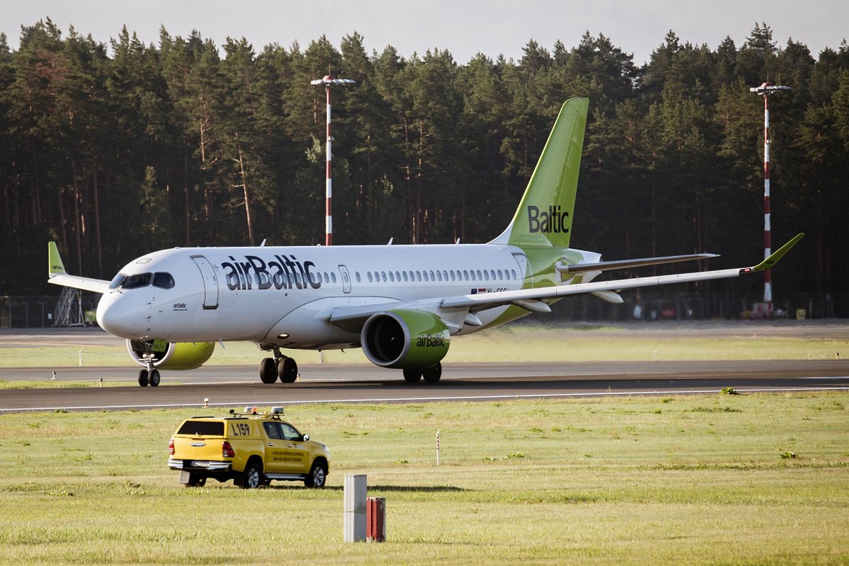 Experts say airBaltic bonds interest rate 'high but appropriate'