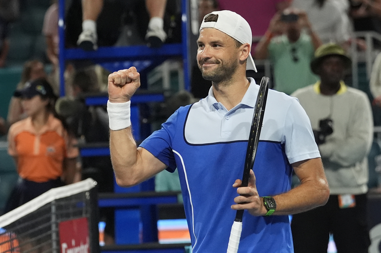 Bulgarian Tennis Player Grigor Dimitrov Reaches Third Round of Masters Tournament in Rome