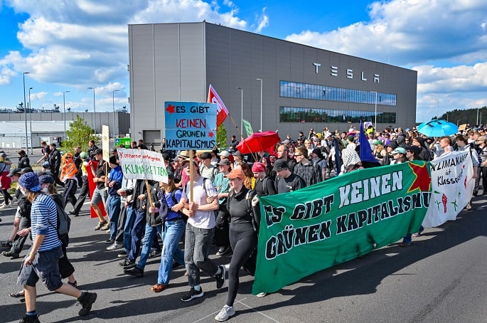 1,000 activists march on German Tesla factory