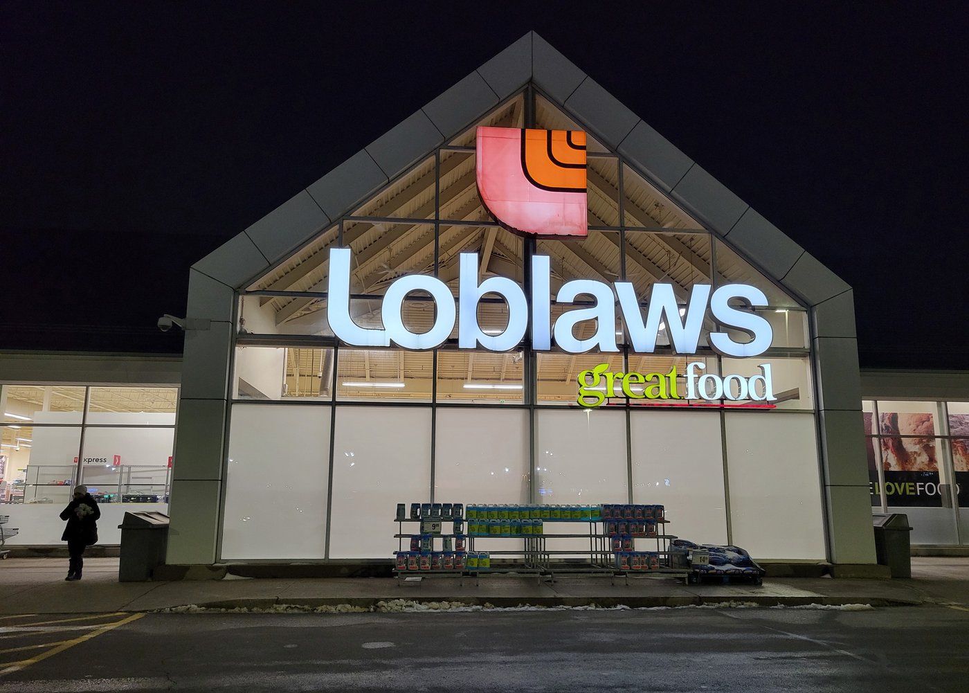 Two in five Canadians boycotting Loblaw and think grocery inflation is worsening
