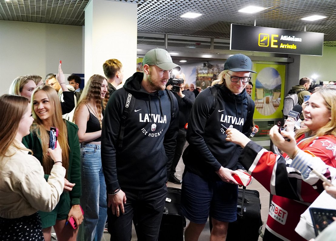 Latvian hockey team returns from Ostrava