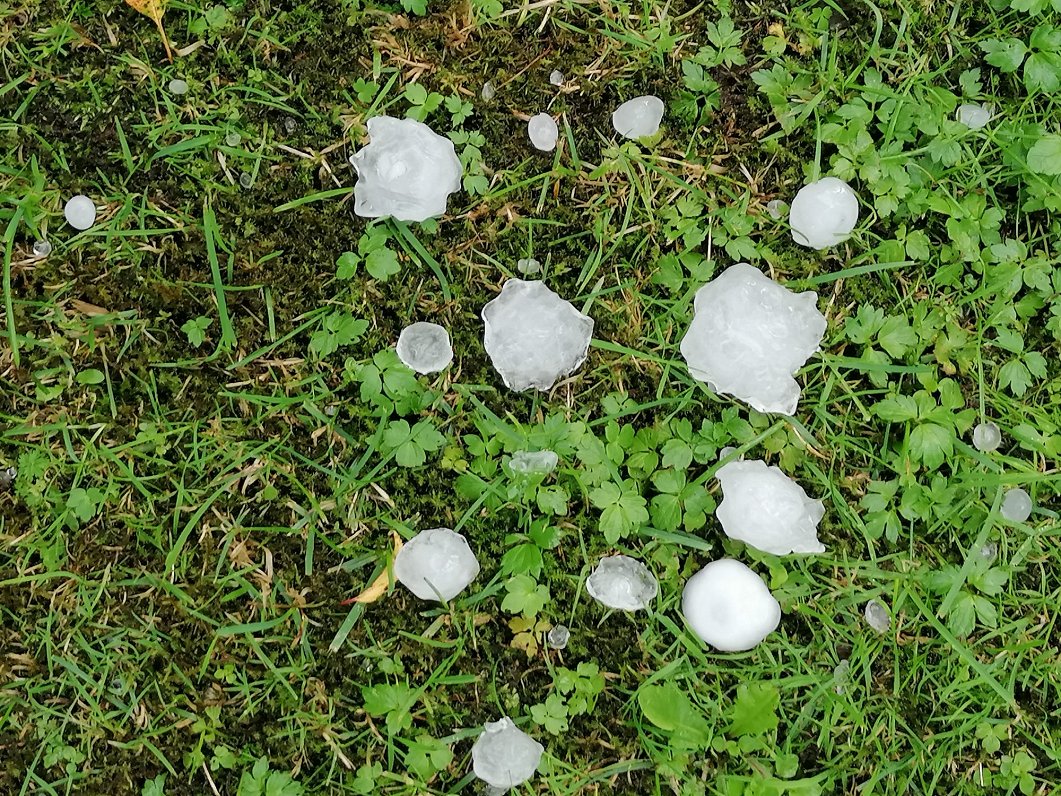 Rain, hail possible during a hot Sunday in Latvia