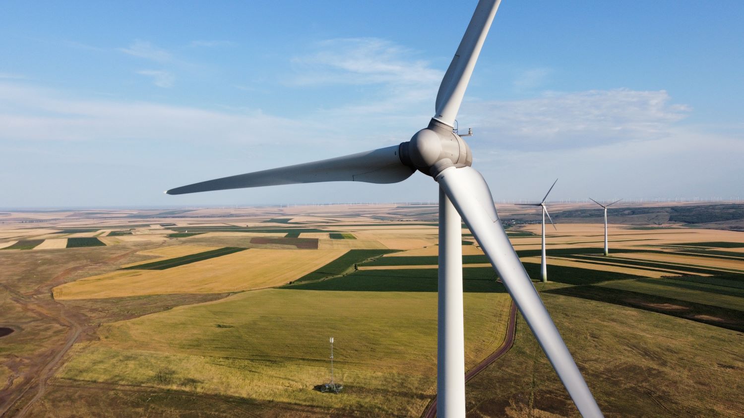 Israeli Firm Shikun & Binui Invests in Wind Farm in Dobrogea