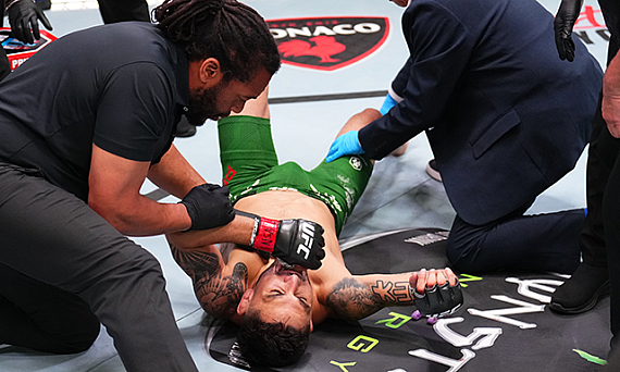 Tatsuro Taira Moves to 16-0 with Knee Injury Stoppage of Alex Perez at UFC Vegas 93
