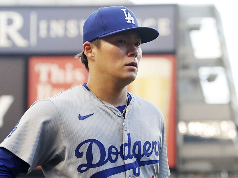 Dodgers' Yamamoto out indefinitely with strained rotator cuff