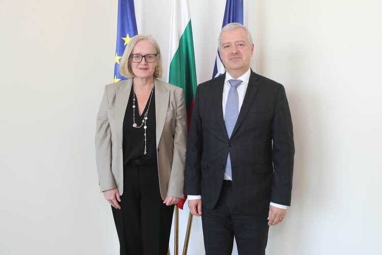 Deputy Foreign Minister Kondov Talks with Swedish Ambassador Rangnitt