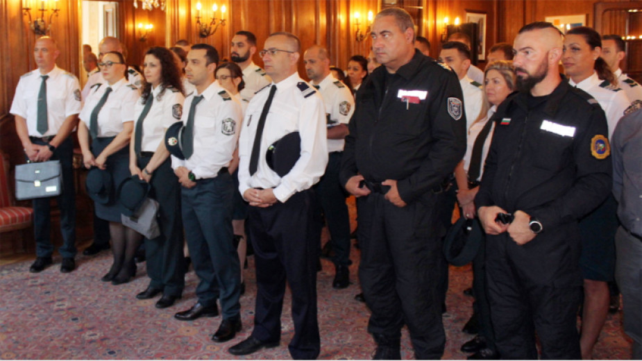 Bulgarian police officers to bolster security at Paris Olympics