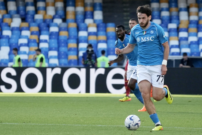 Soccer: Kvaratskhelia is not for sale say Napoli