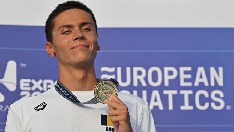 David Popovici wins 2nd gold medal at the European Swimming Championships