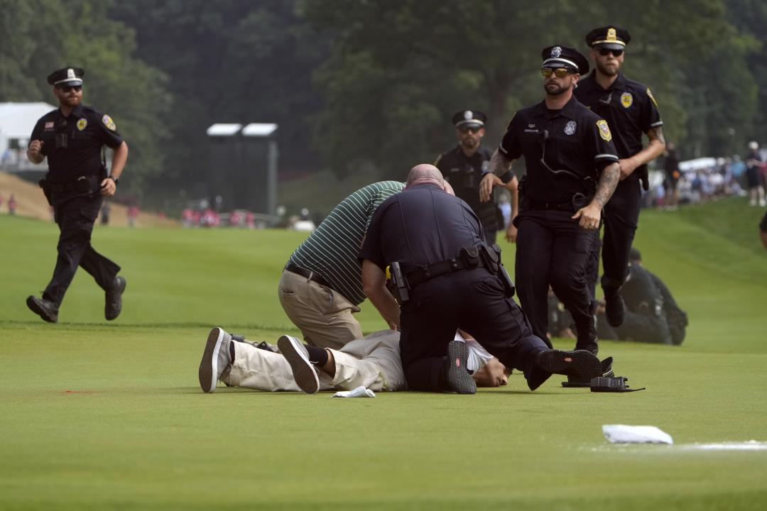 A 'Weird' End to PGA Tour Event