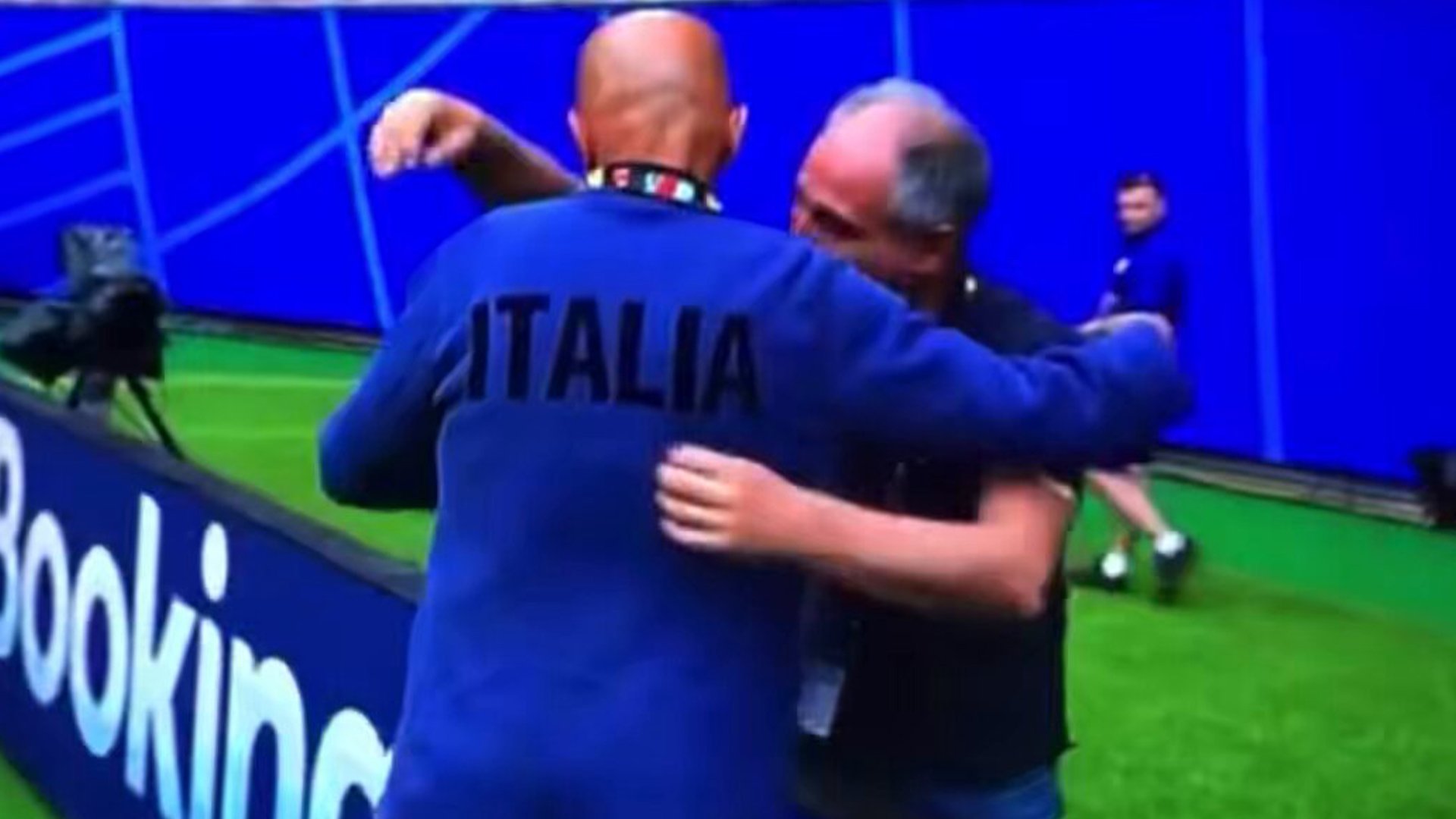 Heartwarming moment Italy manager Spalletti consoles Sky Sports journalist after death of his wife