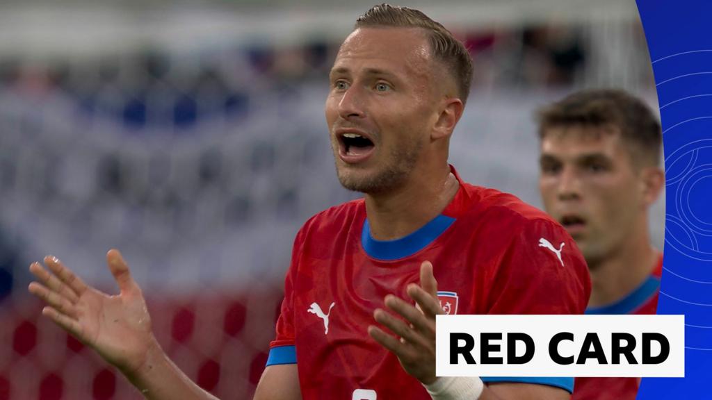Czech Republic's Barak sent off in 20th minute after second yellow card