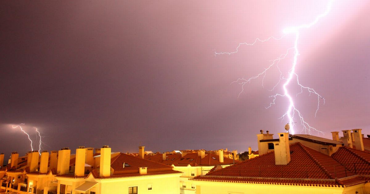 Warning for Irish holidaymakers going to Portugal as orange thunderstorms warning in place