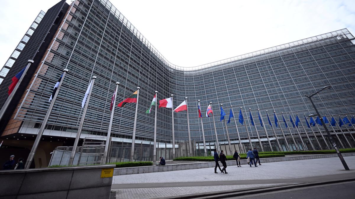 EU-Kommission startet Defizitverfahren gegen Italien und Frankreich