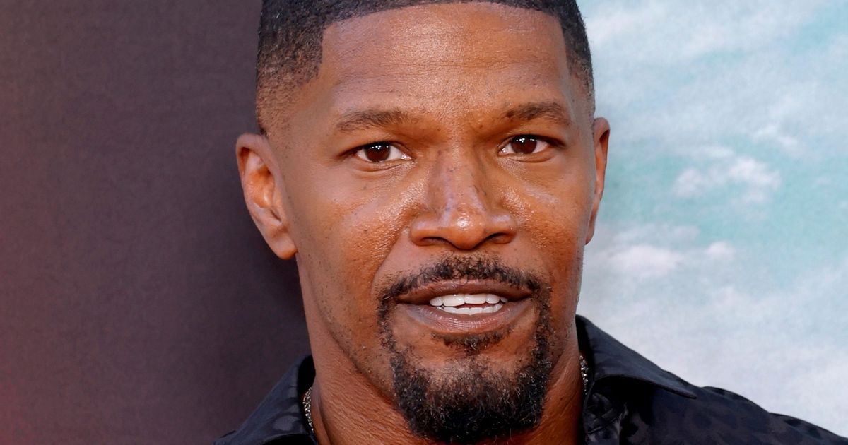 Jamie Foxx 'took a pill and woke up 20 days later' as he gives bombshell account of hospitalisation