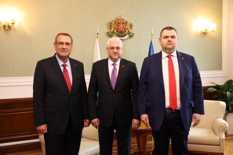 MRF Chairmen Delyan Peevski, Dzhevdet Chakarov Confer with Turkish Ambassador Mehmet Sait Uyanik