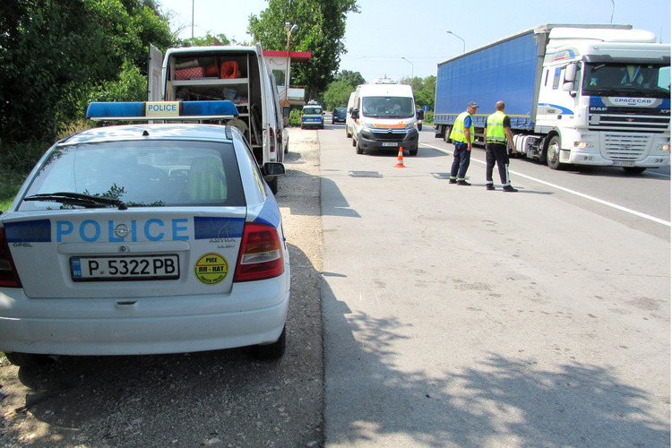 Romanian Truck Driver Arrested in Ruse for Trying to Bribe Police Officers