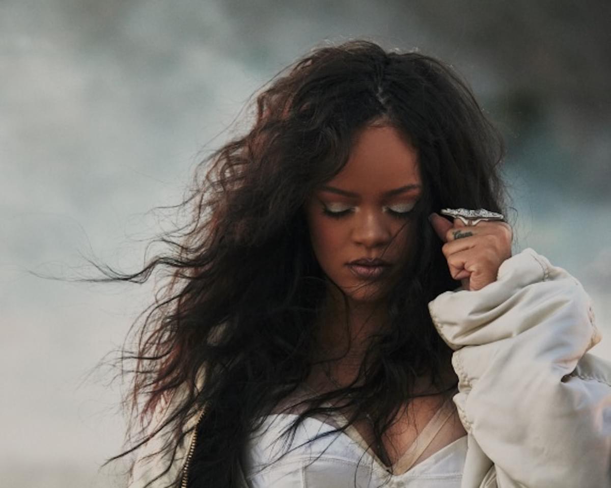 Rihanna gets hypocritical and asks GloRilla: "When the Album Drop?"