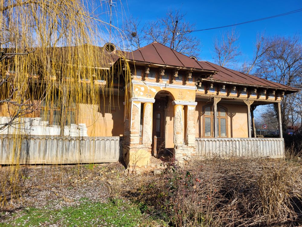 Volunteers Needed to Save Historic House in Southern Muntenia