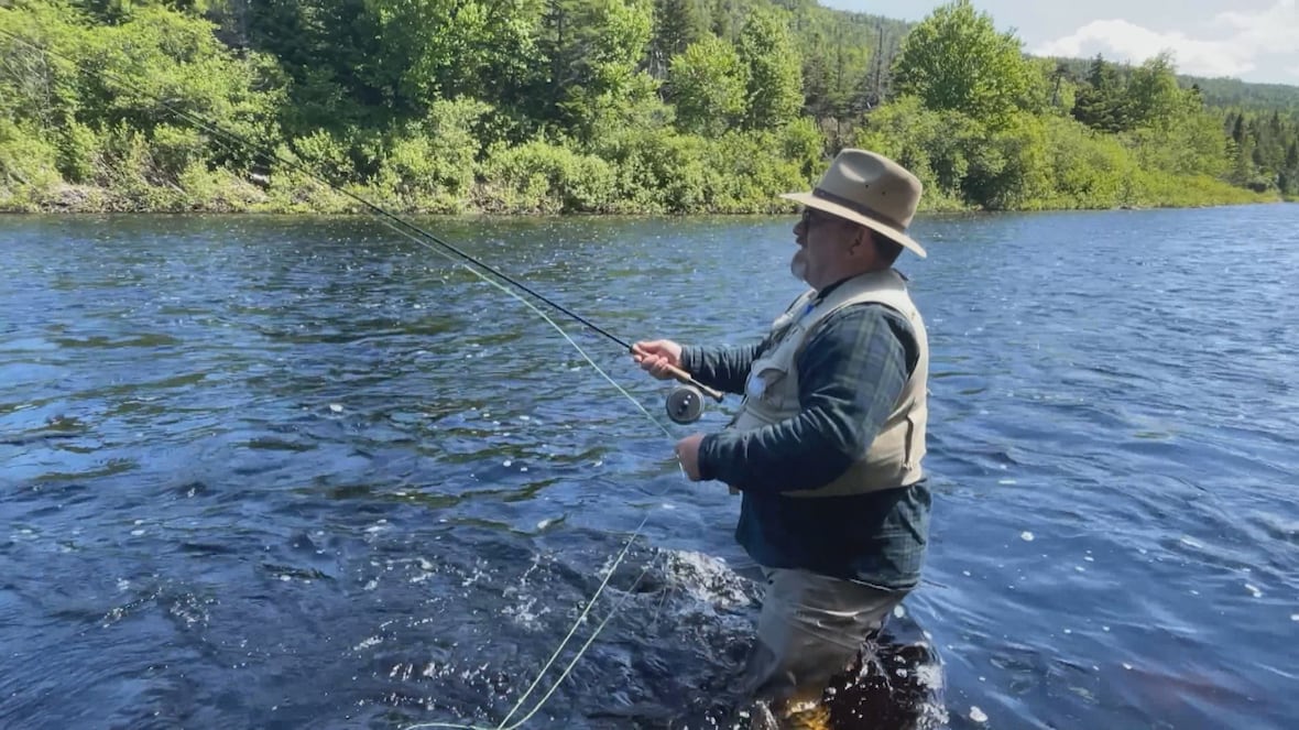 Chase the Seasons with Charlie: Waders? Check. Fly rod? Check. Salmon? Let's hope!