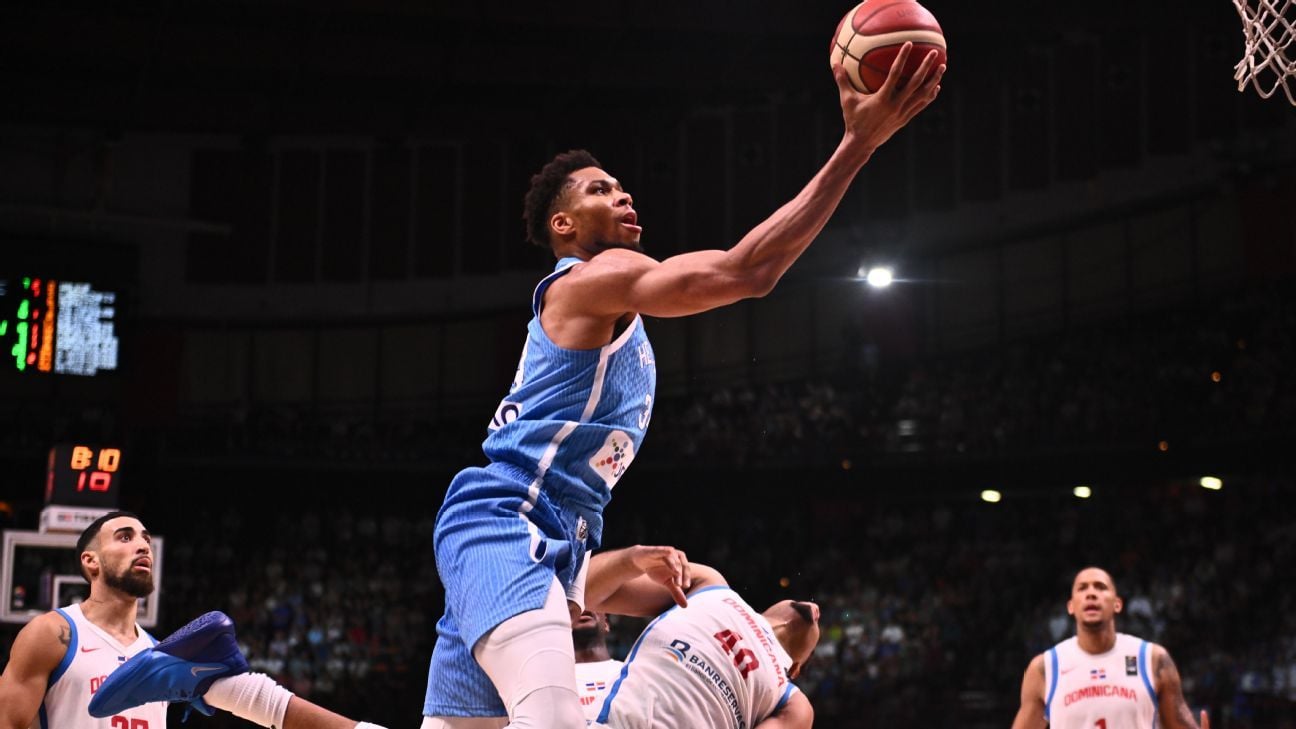 Giannis spurs Greece rout in Olympic qualifying