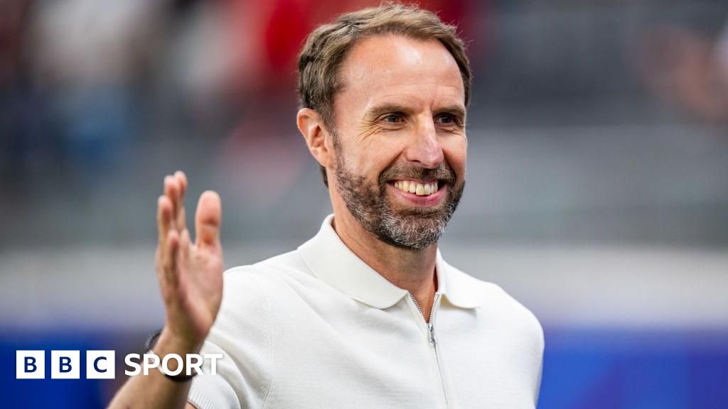 England qualify for last 16 at Euro 2024