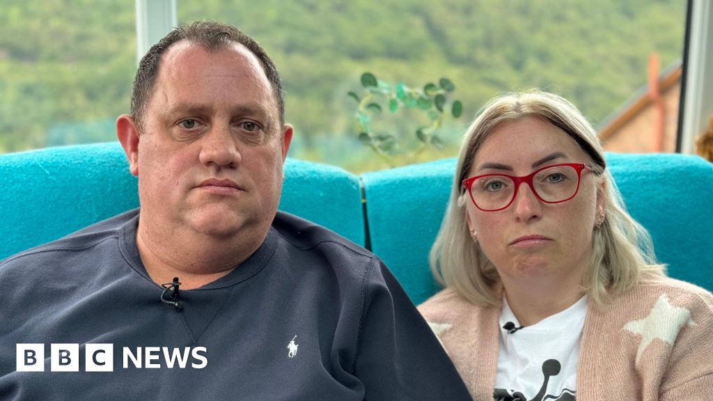 Wrong flight couple sent 1,500 miles to Lithuania