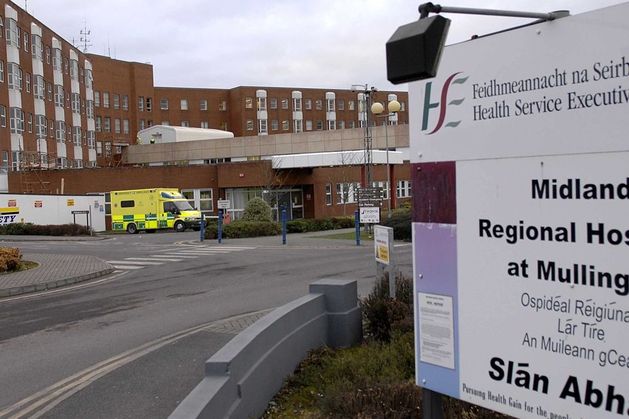 Man (30s) dies following road crash in Longford overnight