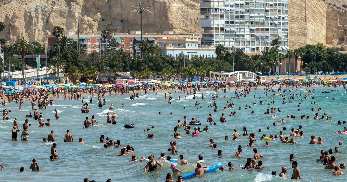 Notice for Irish tourists to Spain due to '11am to 6pm' warning amid 40C heatwave