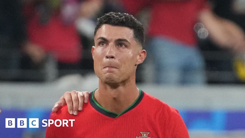 Is the Ronaldo 'sideshow' hindering Portugal?