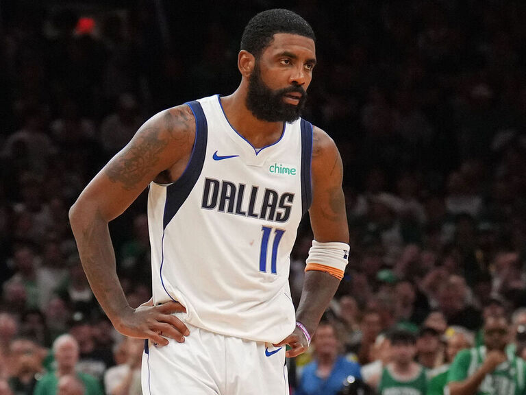Kyrie undergoes surgery after breaking hand