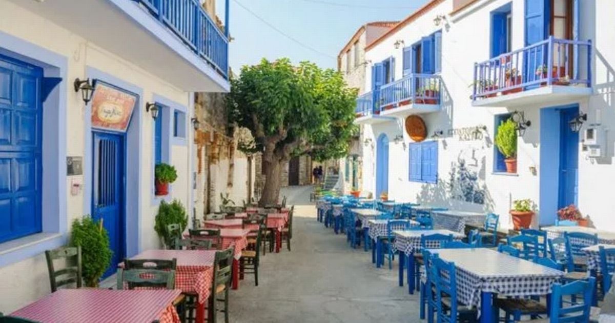 UK tourists warned 'do not enter' Greece, Spain, Portugal restaurants