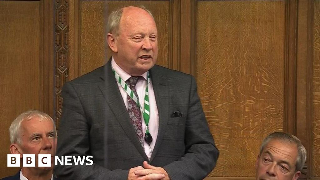 Jim Allister decides against sitting as a Reform MP