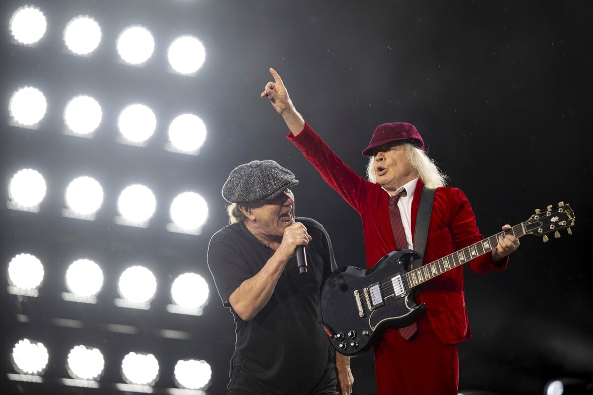 News digest: AC/DC to attract thousands, how to get to concert