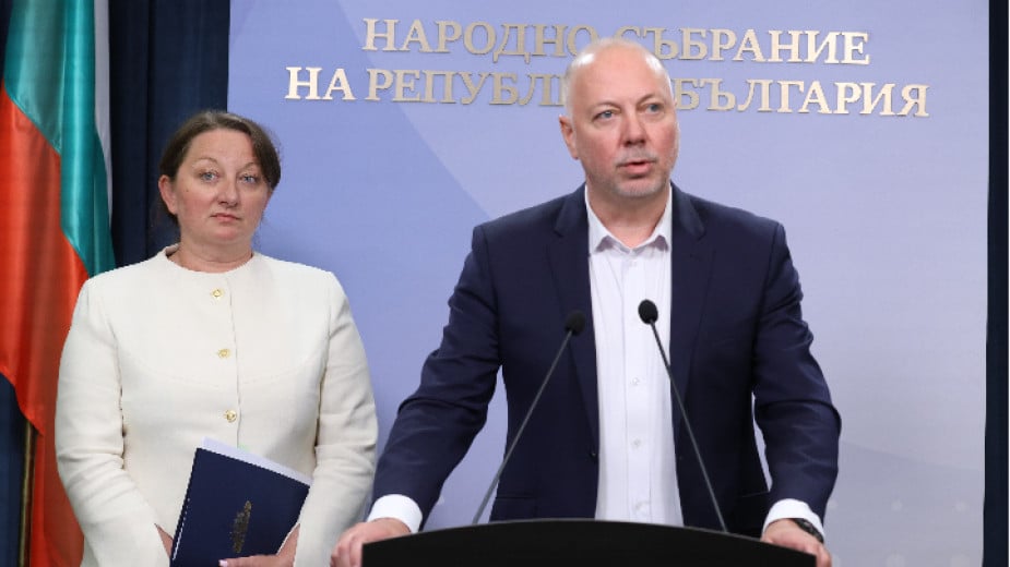 GERB-SSDS and Vazrazhdane will not support a government with the second mandate