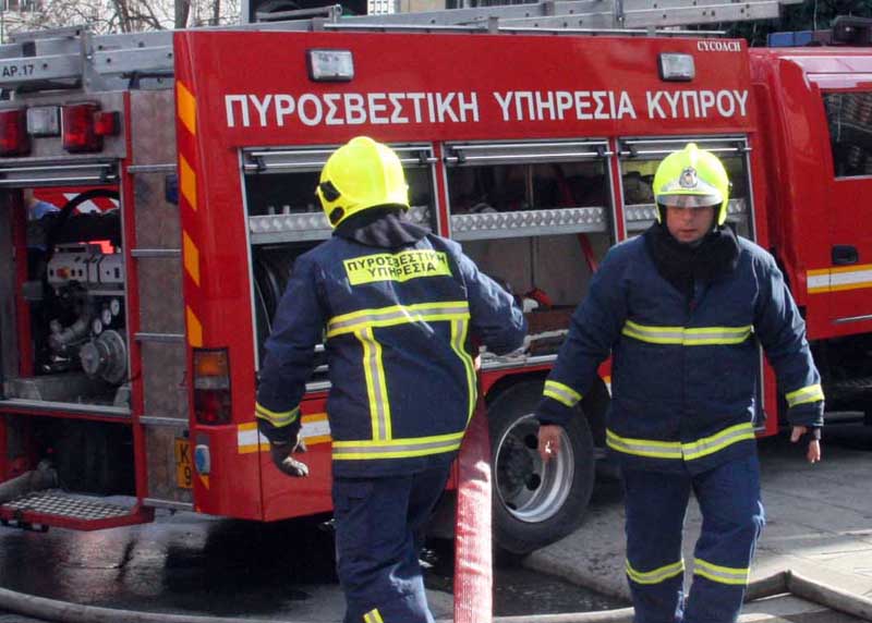 Policeman among arrested for starting Xyliatos fire