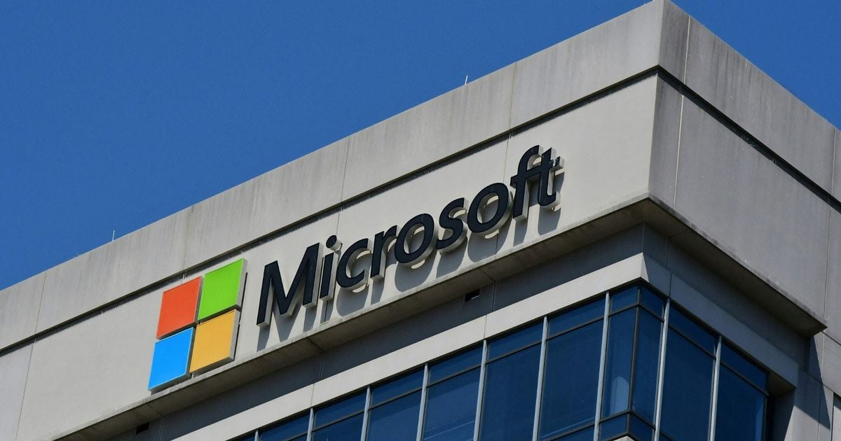 Global IT outage LIVE: Microsoft hit by CrowdStrike glitch to cause 'largest IT outage in history'