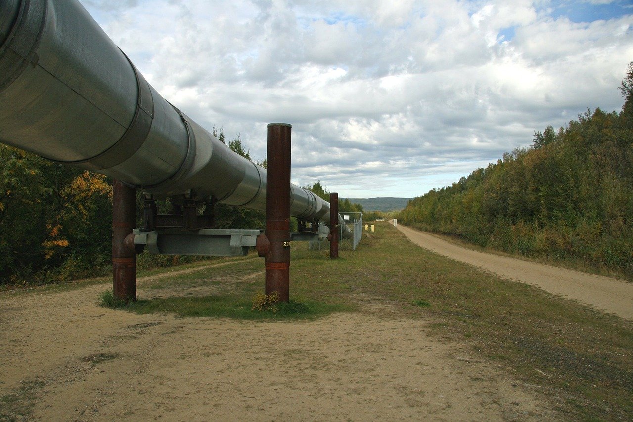 Ukraine addresses Russian oil supply issues amid pipeline blockage
