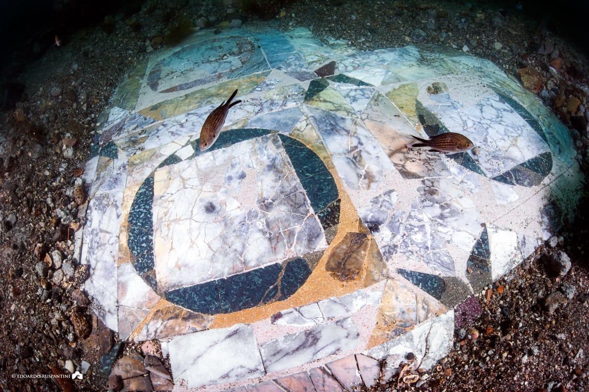 Italian archaeologists make stunning underwater discovery