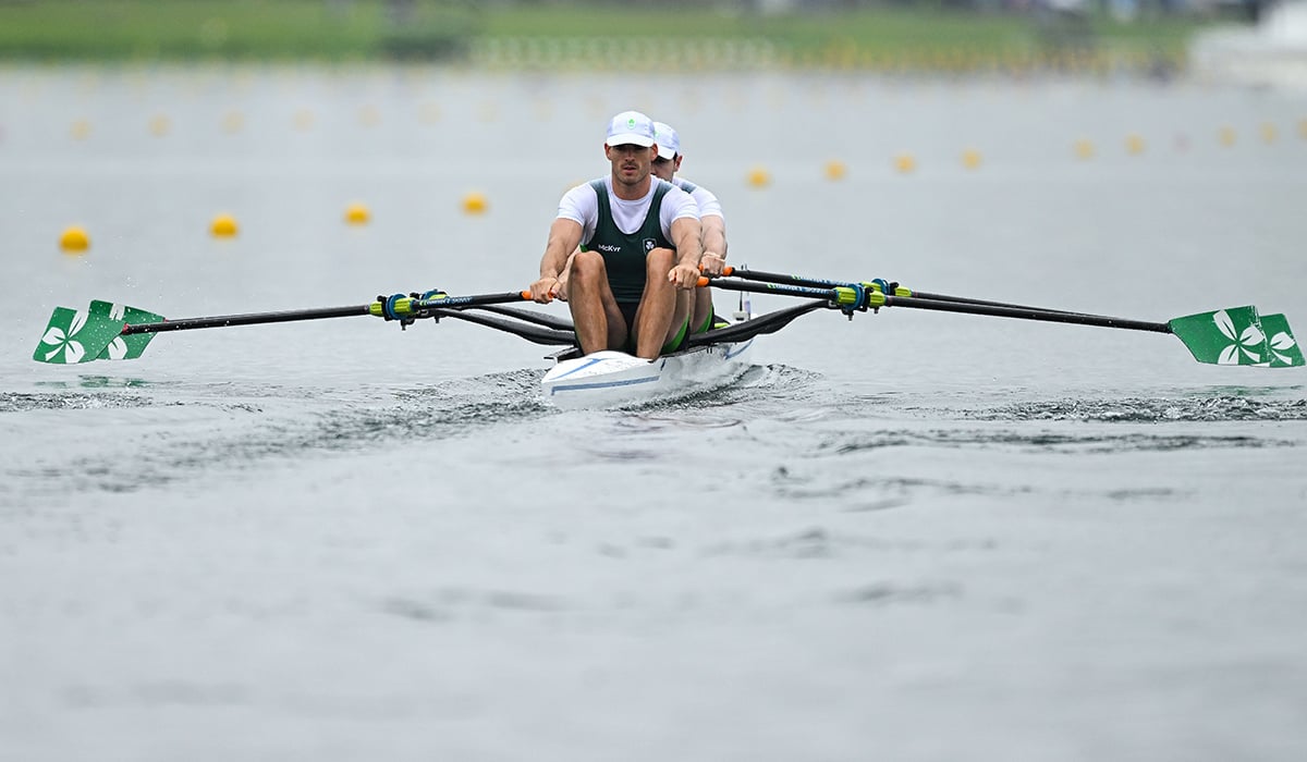 Ireland's Philip Doyle and Daire Lynch cruise into rowing semi-finals in style