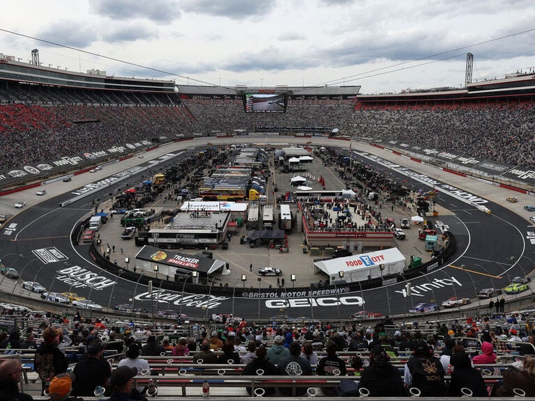 Report: Braves, Reds to play game at NASCAR's Bristol Motor Speedway