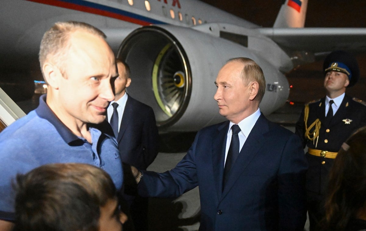 Children of freed sleeper agents learned they were Russians on the flight, Kremlin says