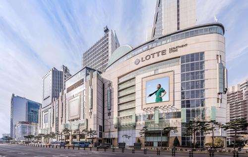 (LEAD) Lotte Shopping shifts to Q2 net loss on China losses