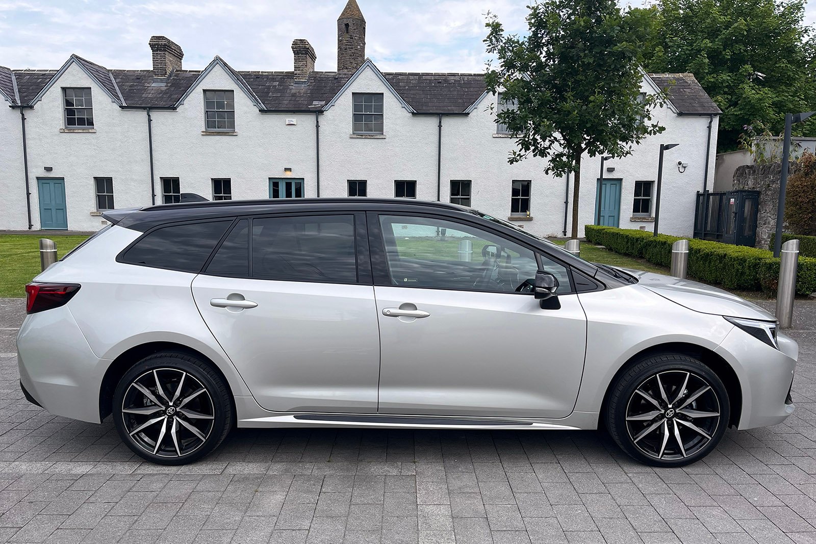 REVIEW: Toyota Corolla Touring Sports Hybrid