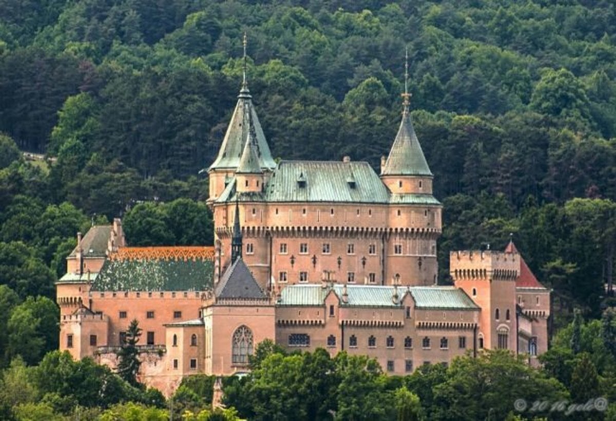 Slovak Matters: A Slovak's castle is his home