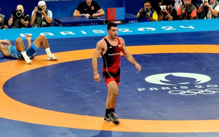 87kg Greco-Roman Wrestler Semen Novikov Wins First Gold Medal for Bulgaria at Paris Olympics