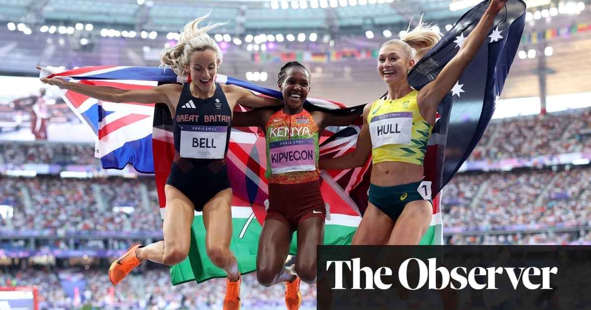 Georgia Bell leads rush of medals as Team GB enjoy super Saturday